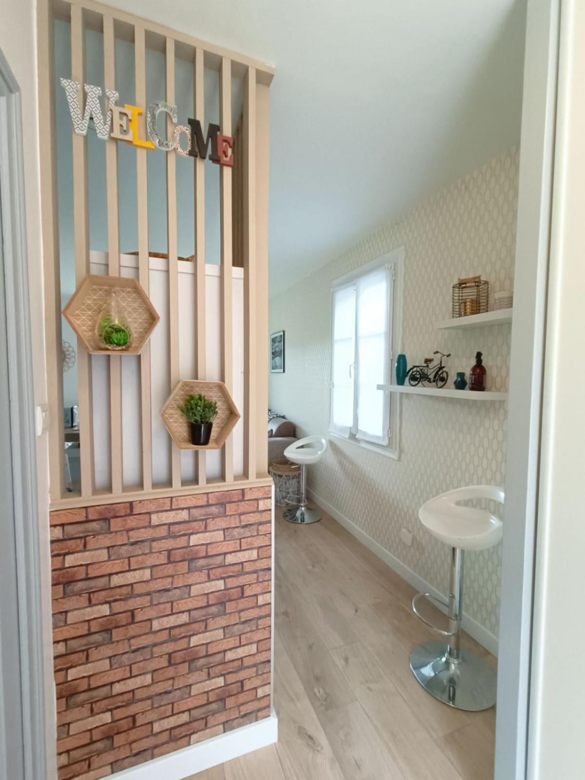 Appartement Design Avec Piscine 迪涅莱班 外观 照片